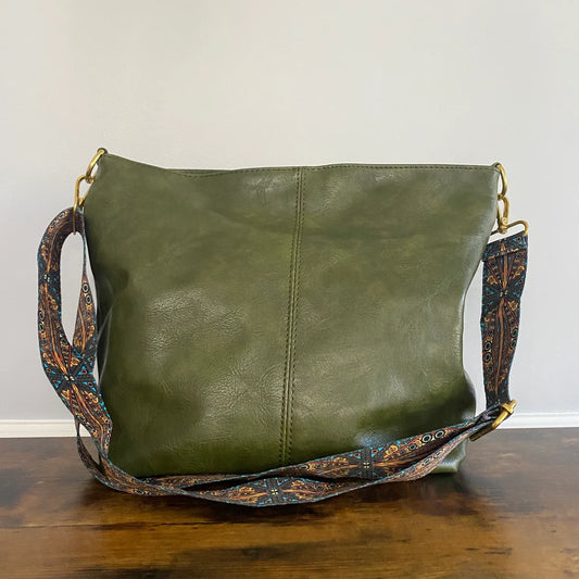 Willow Handbag in Dark Green