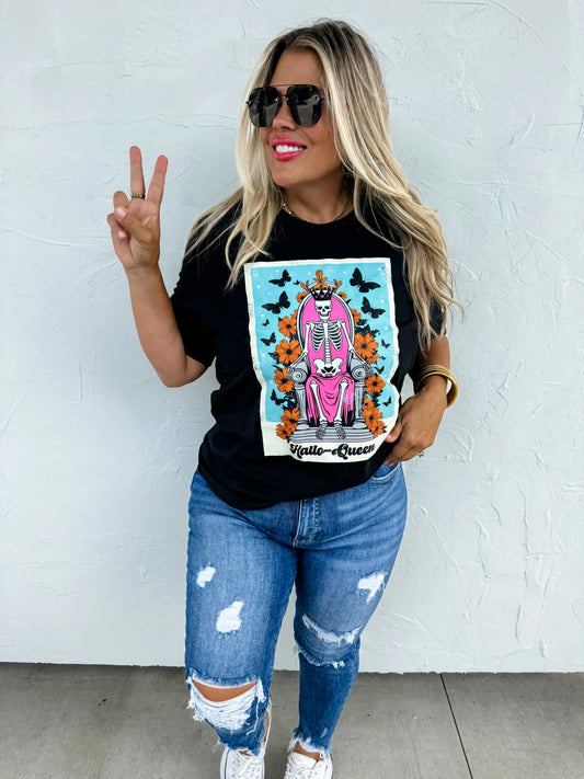 Hallo-Queen Graphic Tee