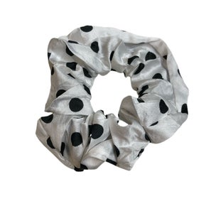 Silky Stash Scrunchie