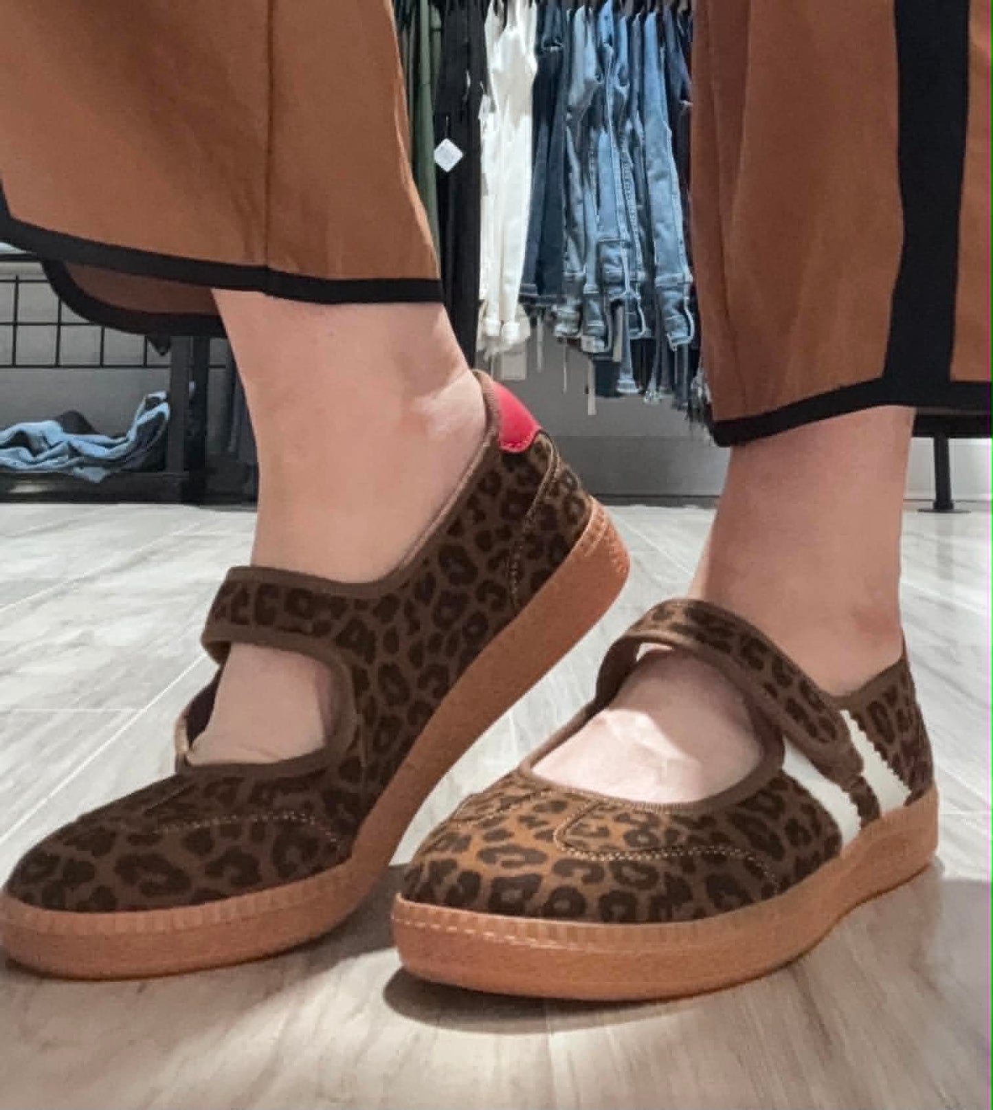 Corkys Calm Down Leopard