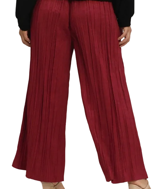 Pleated Pant in Merlot