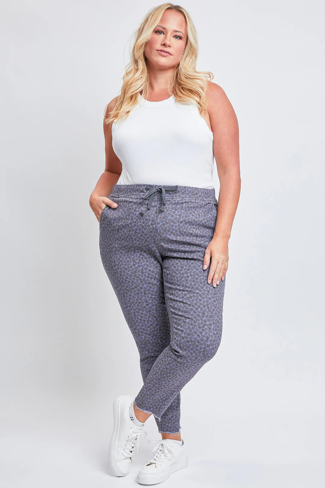 Dog Bite Hem Jogger