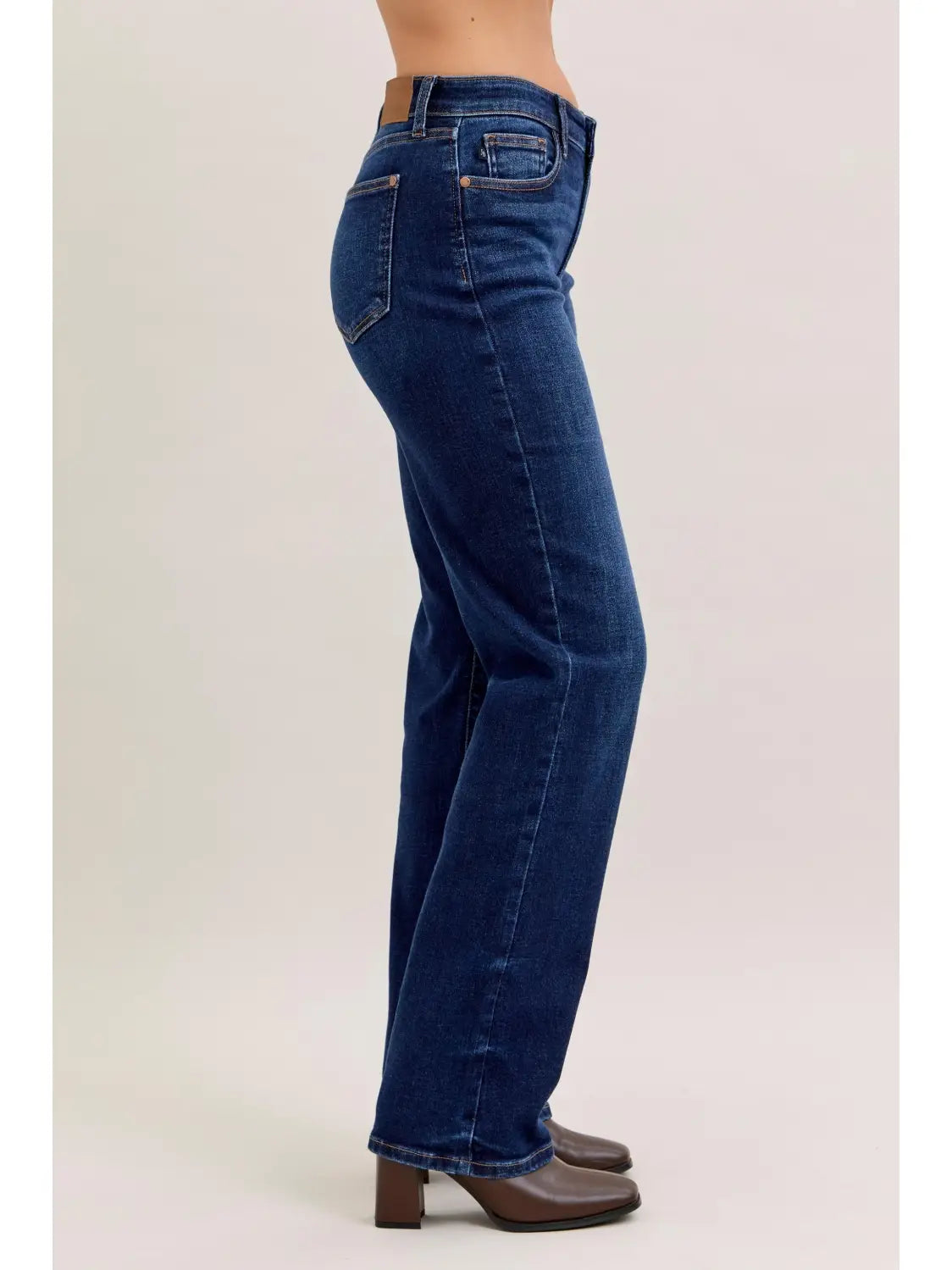 Judy Blue Mid-Rise 30” Straight Denim